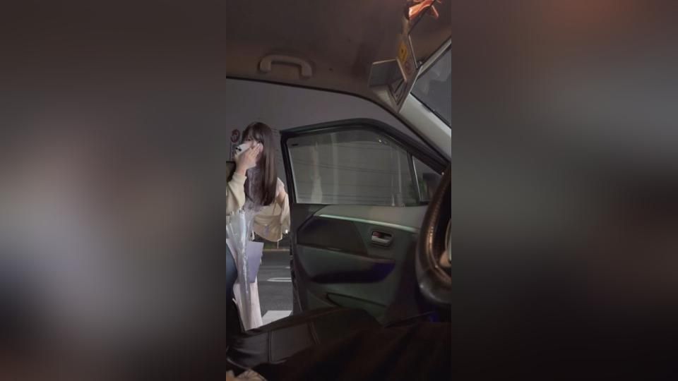23歳極美女の手技で悶絶爆発！