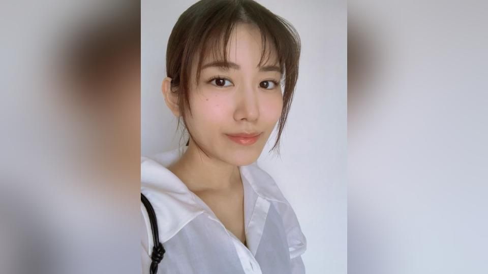 ハメられて気持ちいいのに嫌そうな仕草をしてもっとチンポを欲するズルすぎなちゅらる陰キャちゃんさん