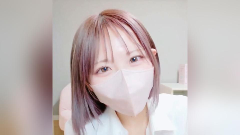 【短期限定】超キュートな色白スレンダー美人のオナニーライブ（総時間1時間22分）