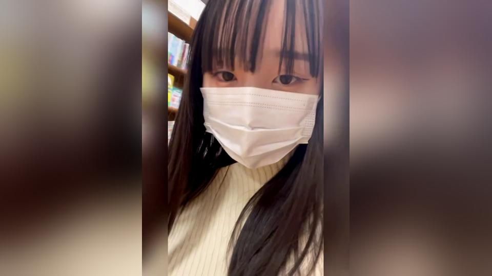 素人ちゃんの自撮りオナ （外出編）12本セット