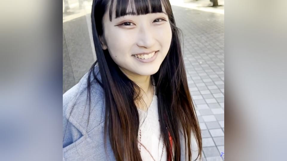 FC2PPV 4723372 完全顔出し！某上場企業OLなぎさちゃん(24\)と白目剥き痙攣イキしまくり中出しセックス
