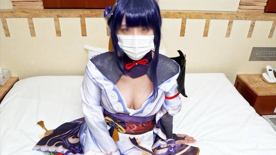 FC2PPV 4688101 【無/本数限定価格】ち○ぽ大好きドスケベレイヤーの雷○将軍大量中出しハメ撮り！イキまくりのキツまんヒクヒクがエロすぎる！